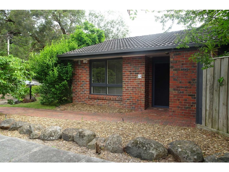 19 Casinia Road, Templestowe Lower VIC 3107