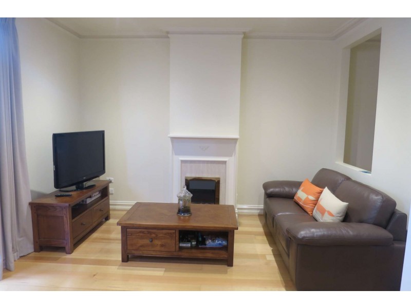 2/14 Launder Street, Hawthorn VIC 3122