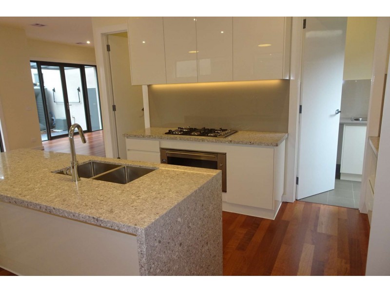 6 John St, Balwyn VIC 3103