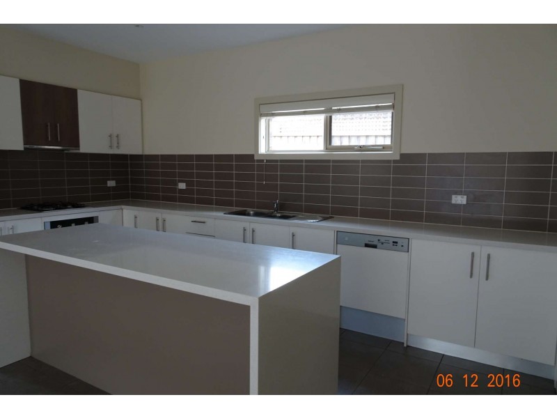 1/14 Saxton Street, Box Hill North VIC 3129