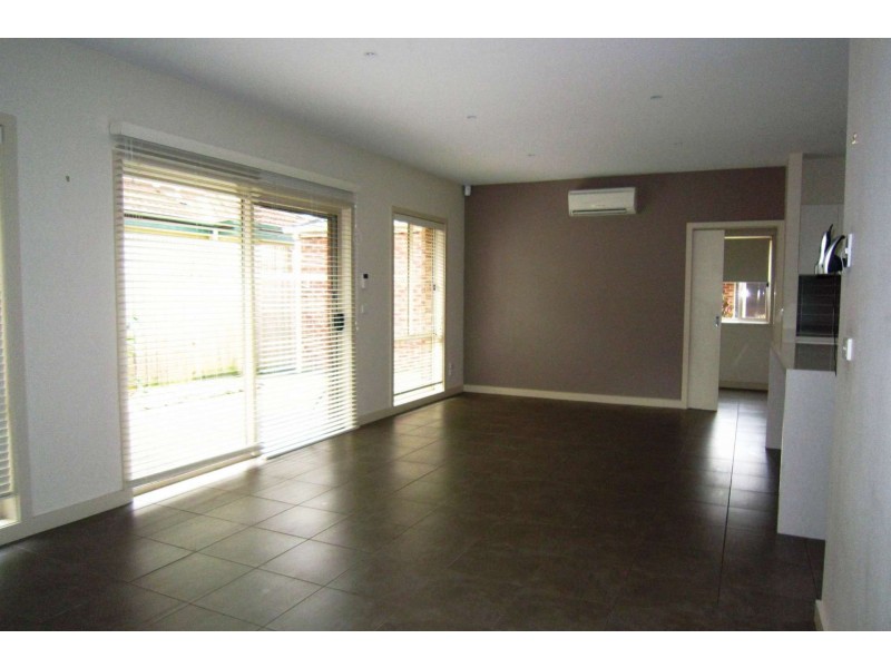 1/14 Saxton Street, Box Hill North VIC 3129