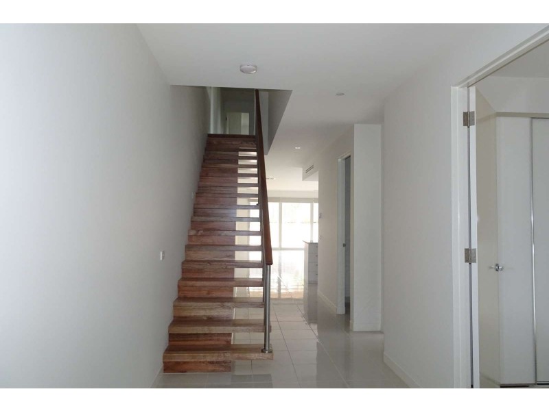 4A Olympiad Crescent, Box Hill North VIC 3129