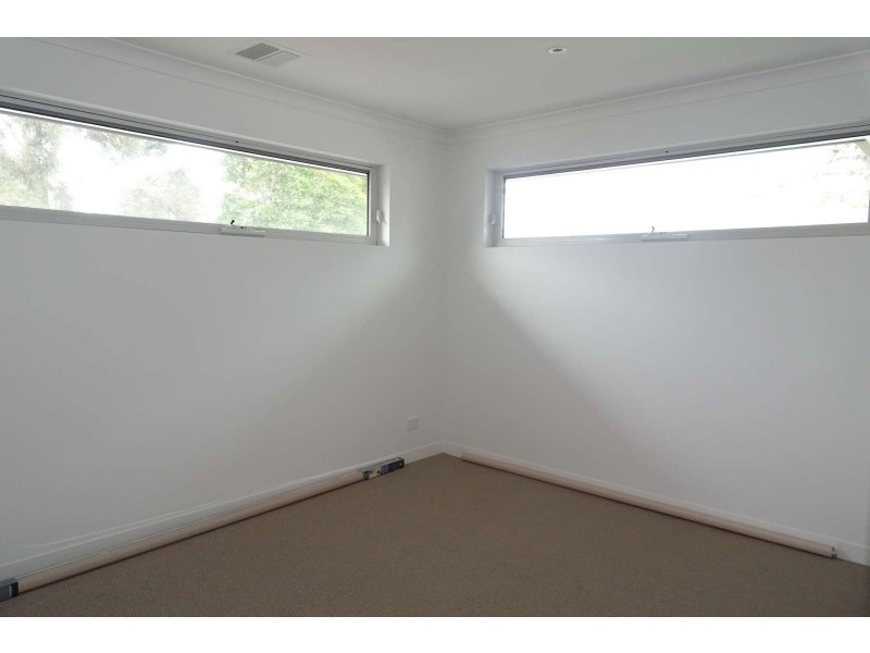 4A Olympiad Crescent, Box Hill North VIC 3129