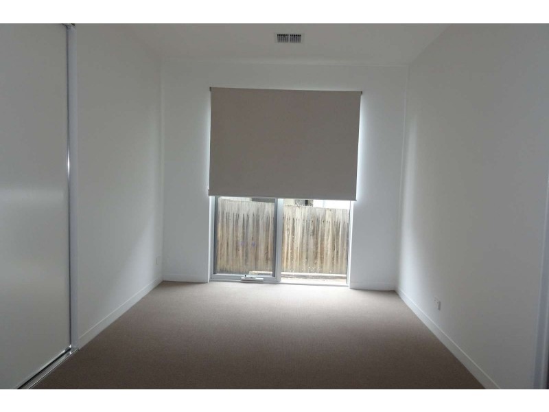 4A Olympiad Crescent, Box Hill North VIC 3129