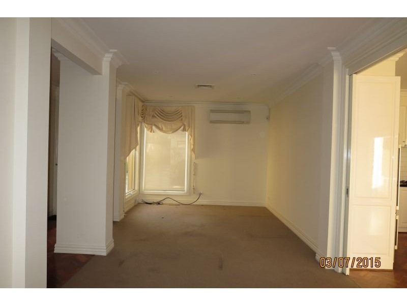 2/10 Henry Street, Balwyn VIC 3103