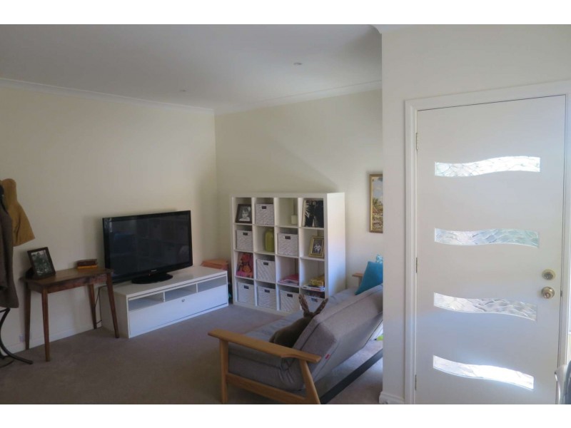 2/4 Paton Crescent, Boronia VIC 3155