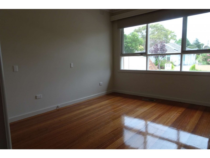 1/11 Rishon Avenue, Blackburn South VIC 3130