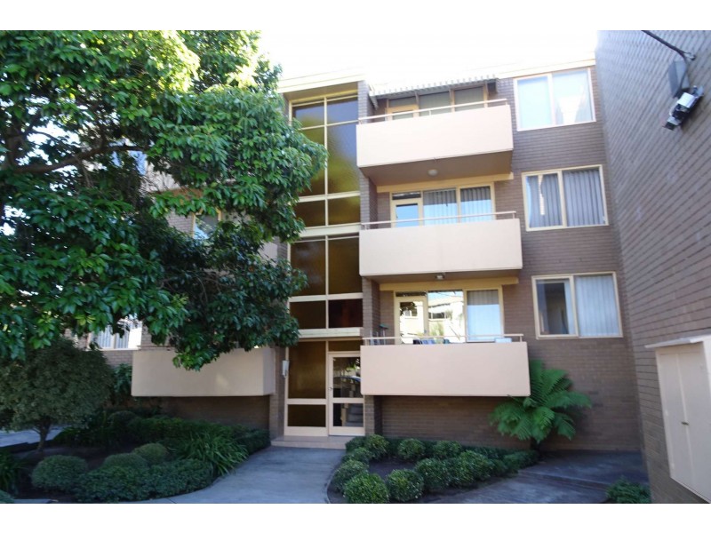 9/8-10 James Avenue, Kew VIC 3101