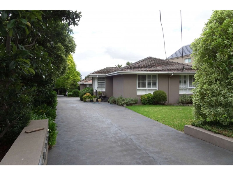 4/11 Winmalee Road, Balwyn VIC 3103