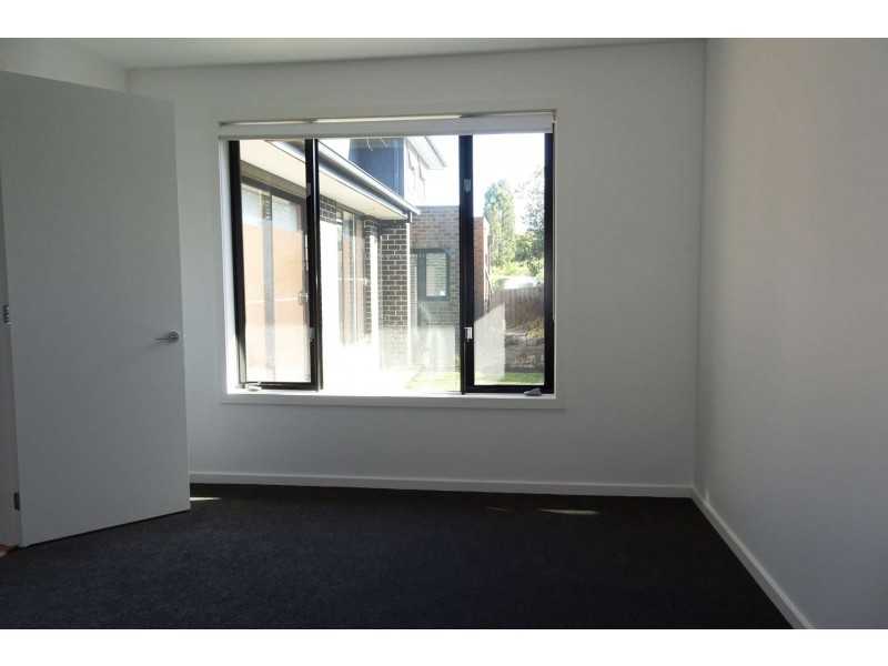 3/33 Shady Grove, Nunawading VIC 3131