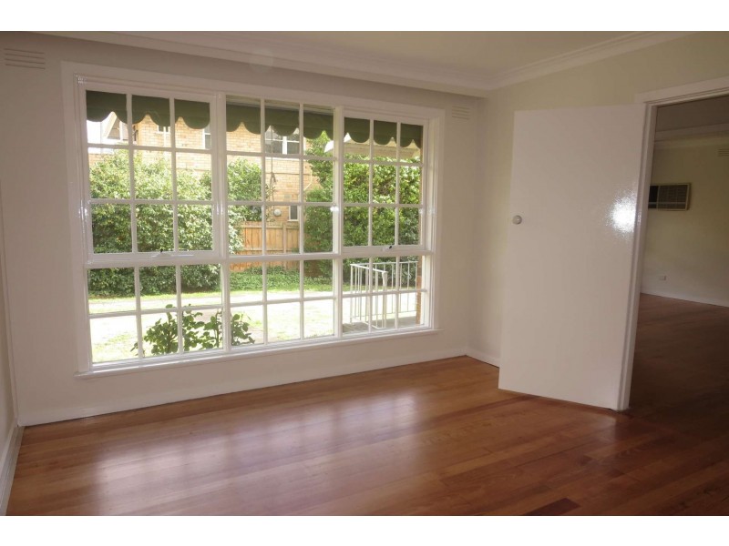 3/58 Windsor Crerscent, Surrey Hills VIC 3127