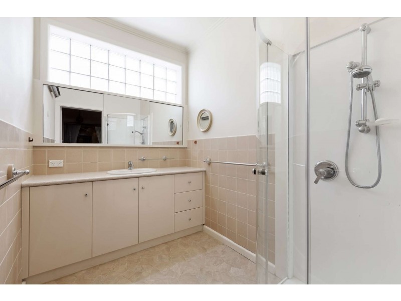 25 Rookwood St, Balwyn North VIC 3104