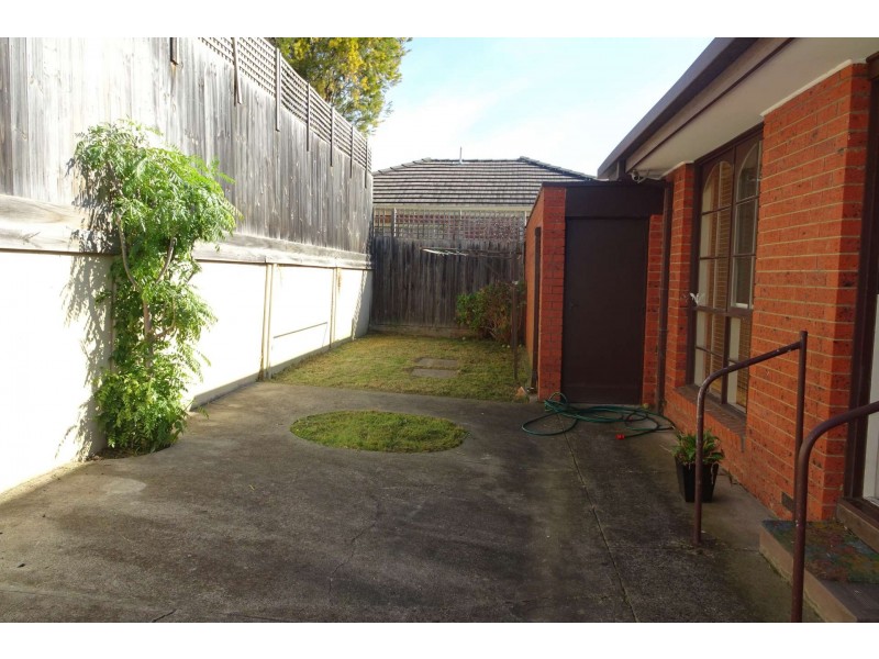 2/22 John St, Balwyn VIC 3103