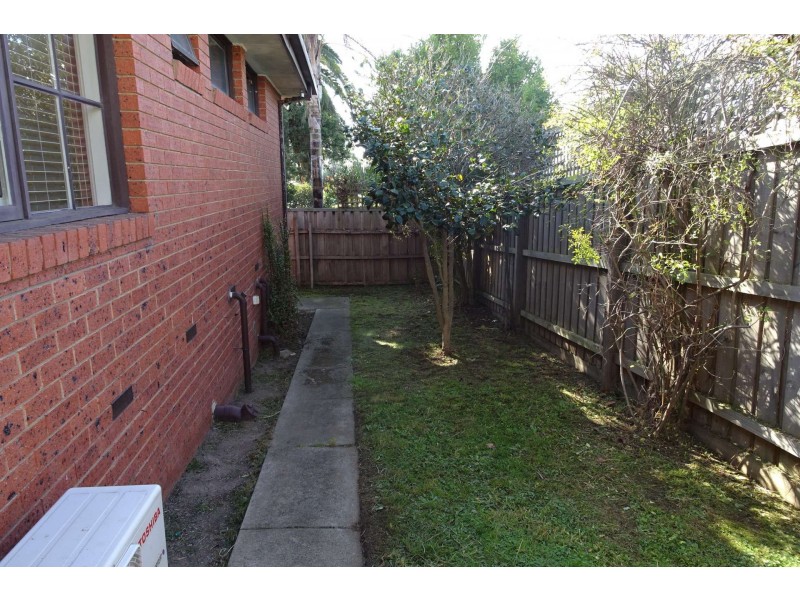 2/22 John St, Balwyn VIC 3103