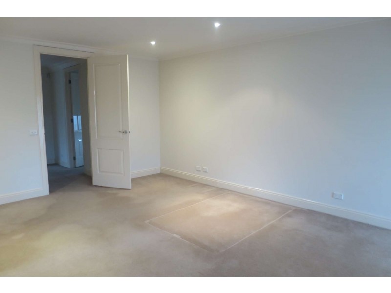 1/55 Yerrin Street, Balwyn VIC 3103