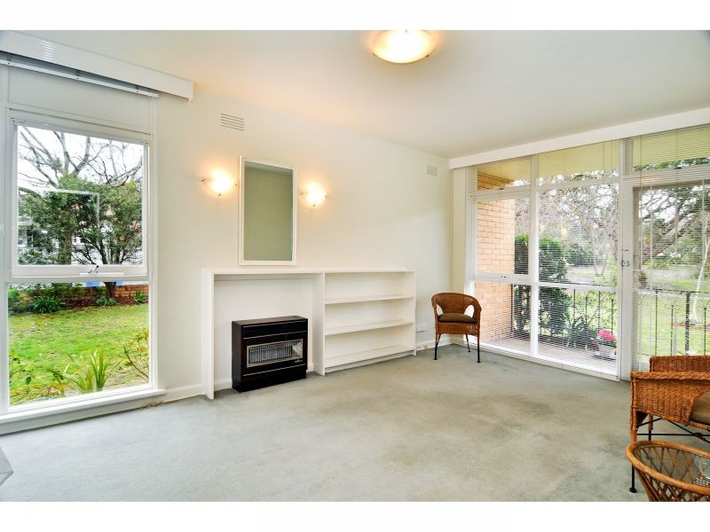 1/10 Clyde Street, Surrey Hills VIC 3127
