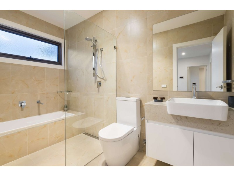 2/23 Northcote Ave, Balwyn VIC 3103