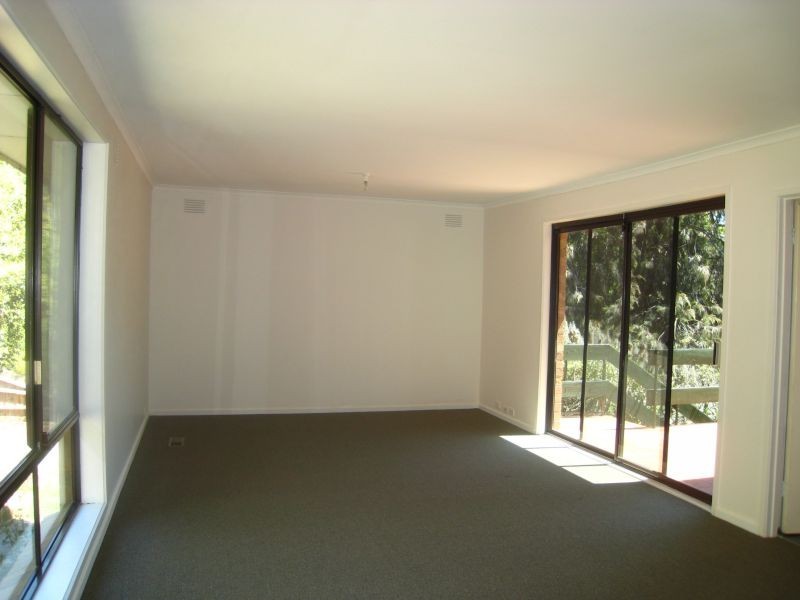 2 Griffin Close, Surrey Hills VIC 3127