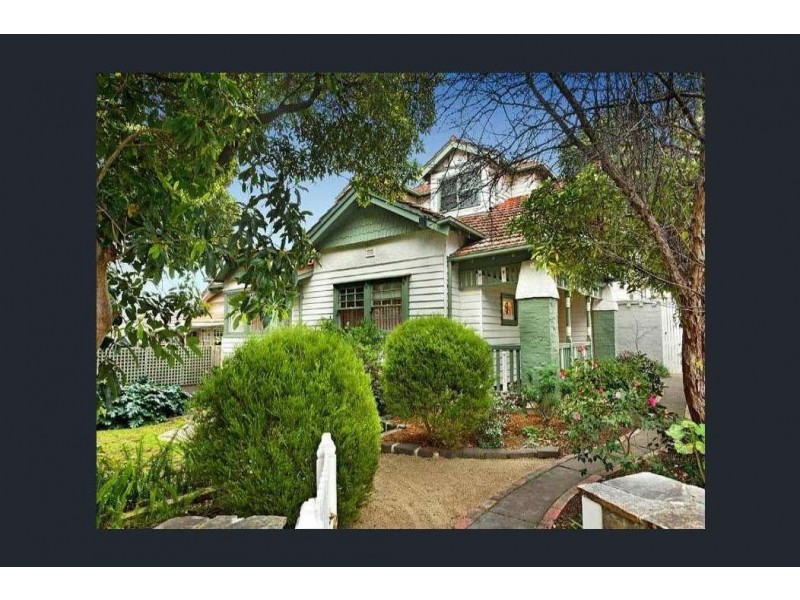 17 Wilson St, Surrey Hills VIC 3127