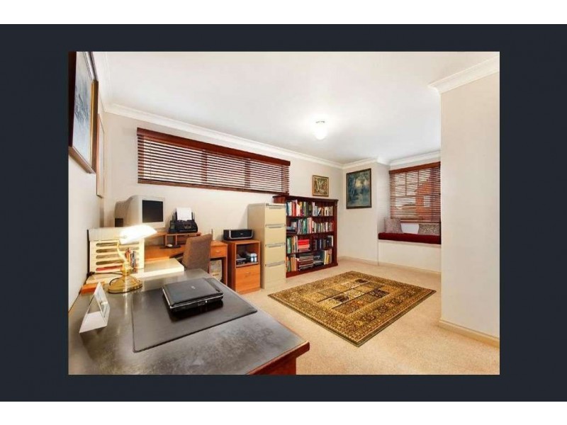 17 Wilson St, Surrey Hills VIC 3127