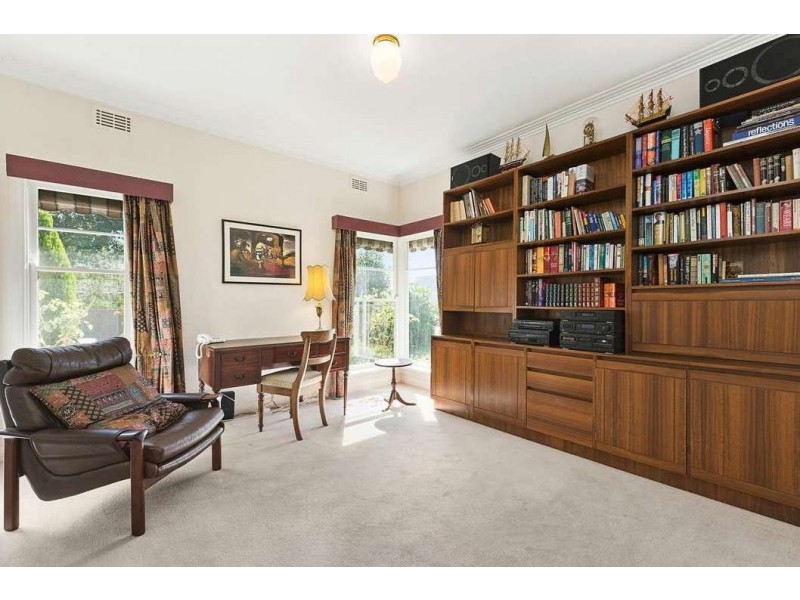 39 Mont Victor Road, Kew VIC 3101