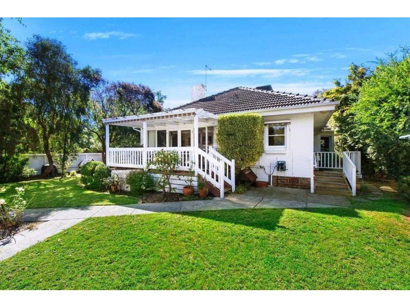 39 Mont Victor Road, Kew VIC 3101