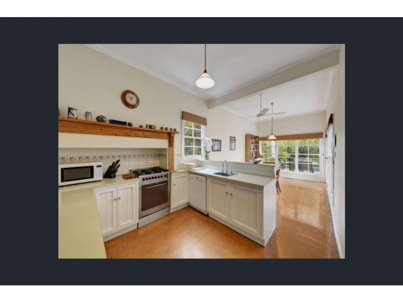 39 Banool Rd, Balwyn VIC 3103