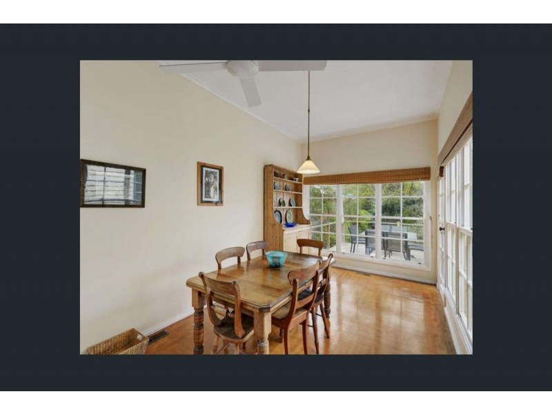 39 Banool Rd, Balwyn VIC 3103