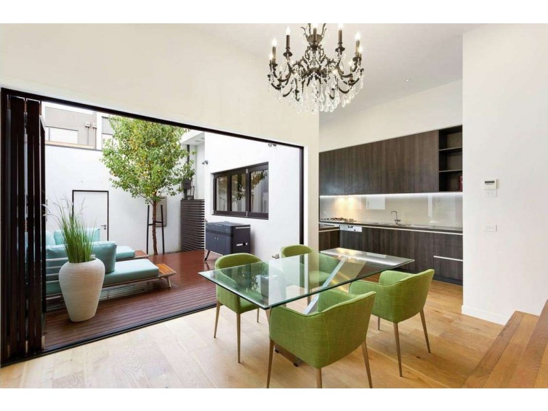 11 Ellsworth Cres, Camberwell VIC 3124
