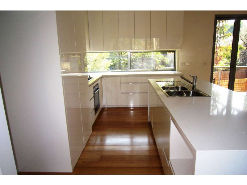 17 Kendall Street, Canterbury VIC 3126