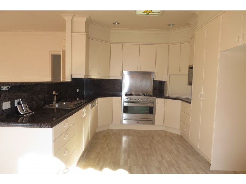 3 The Moor, Balwyn North VIC 3104