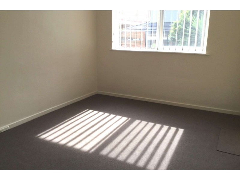 8/8-10 James Avenue, Kew VIC 3101