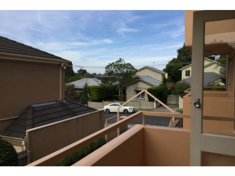 8/8-10 James Avenue, Kew VIC 3101