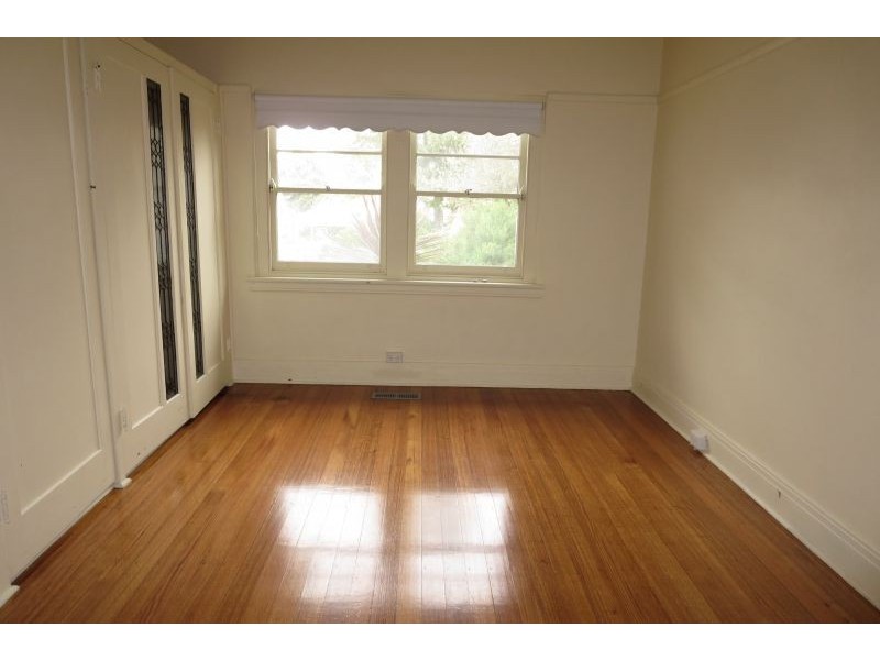 1/14 Kennealy Street, Surrey Hills VIC 3127