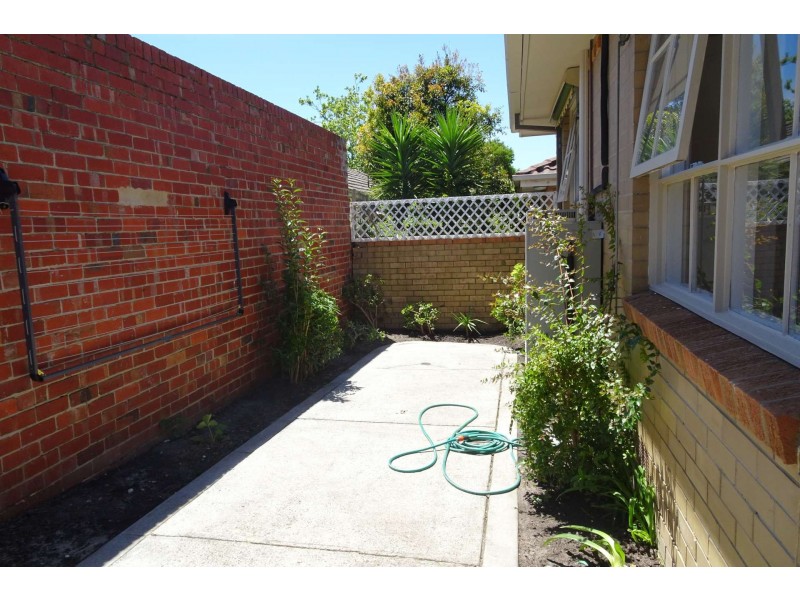 3/314 Canterbury Road  facing Essex Road, Surrey Hills VIC 3127