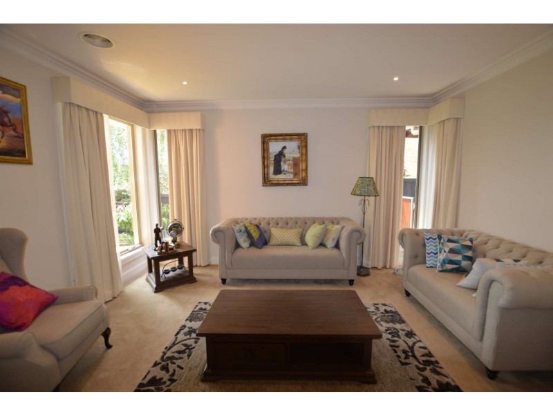 3B Ashford St, Templestowe Lower VIC 3107