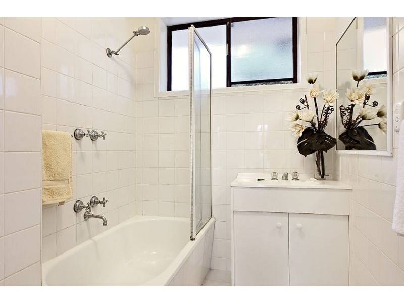 2/3 Suffolk Road, Surrey Hills VIC 3127