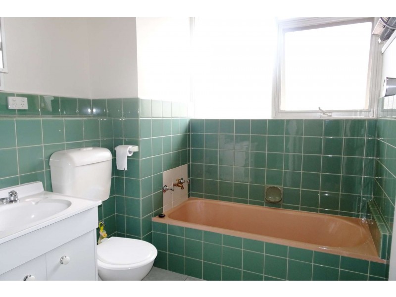 11/18 Alexandra Crescent, Surrey Hills VIC 3127