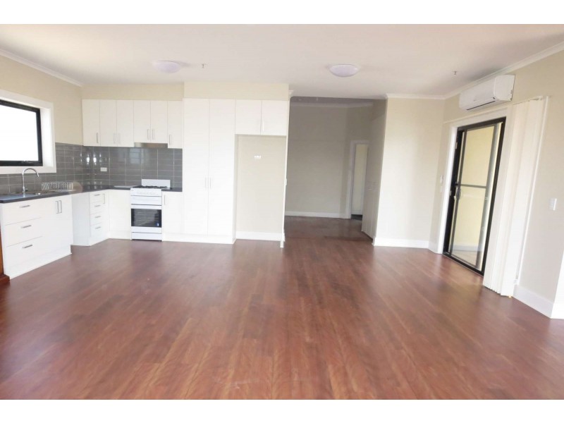 2/66 Strathalbyn Street, Kew East VIC 3102