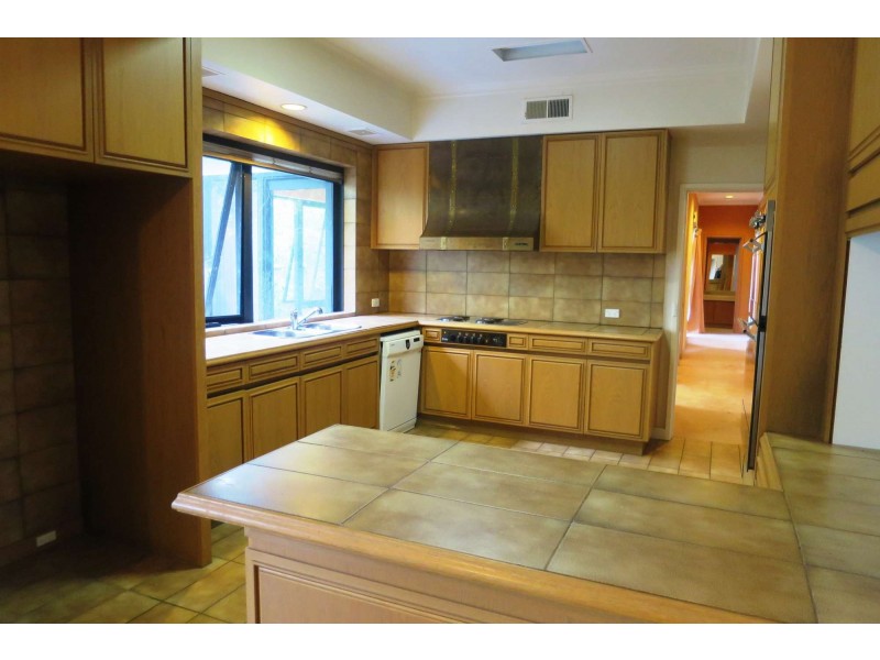 3 Reumah Court, Balwyn VIC 3103