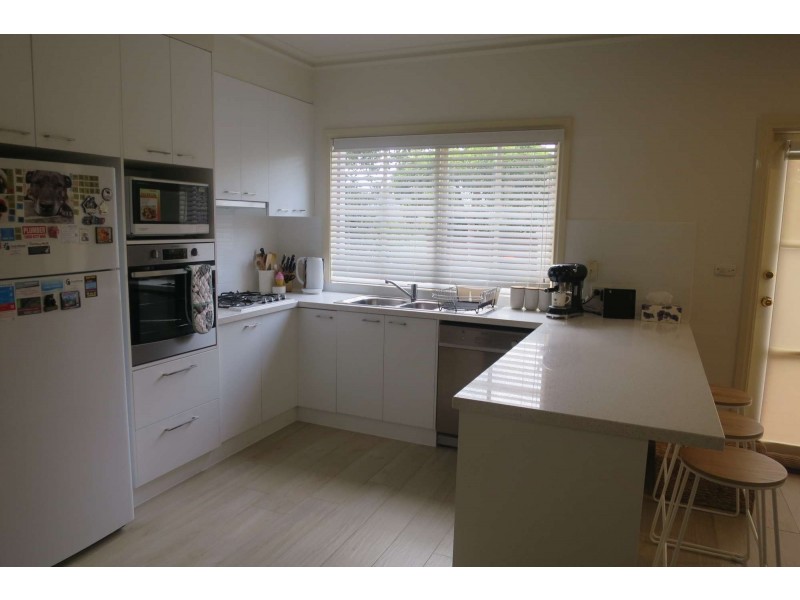 1/23 Woodlands Avenue, Kew VIC 3101