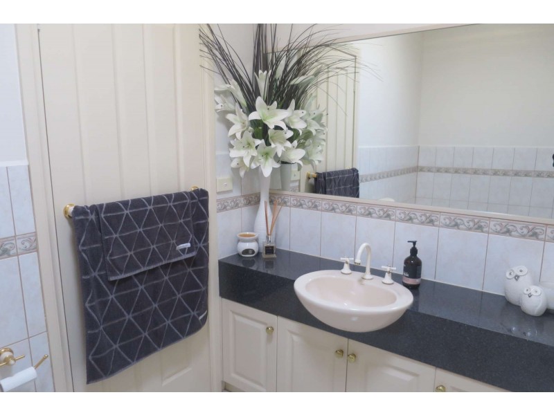 1/23 Woodlands Avenue, Kew VIC 3101