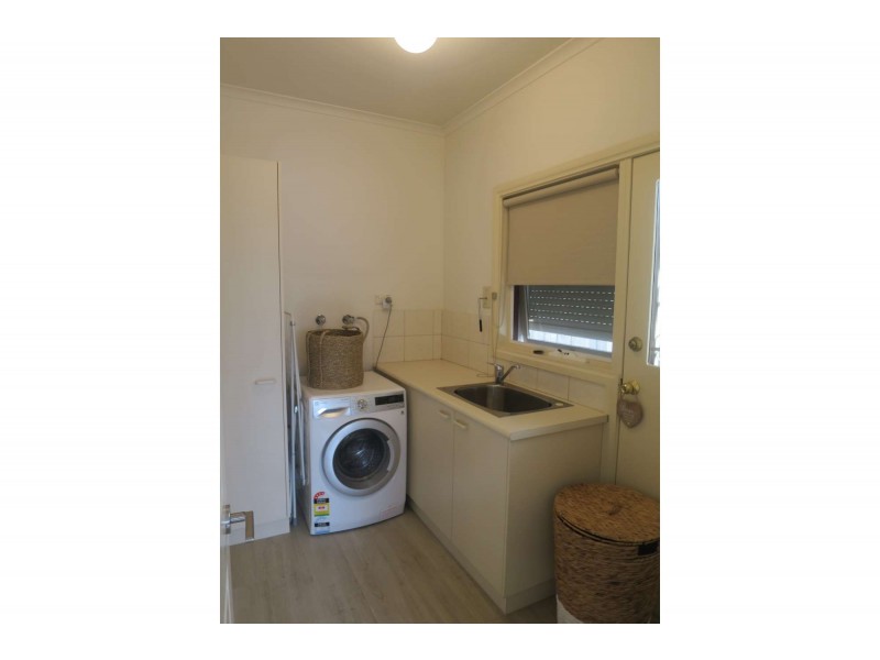 1/23 Woodlands Avenue, Kew VIC 3101