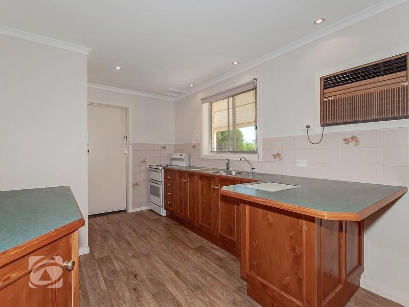 2 Dillon Street, Redwood Park SA 5097