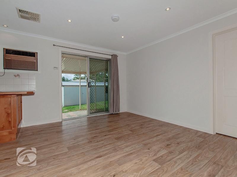 2 Dillon Street, Redwood Park SA 5097