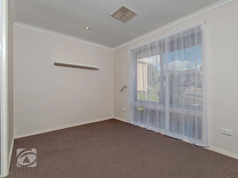 2 Dillon Street, Redwood Park SA 5097