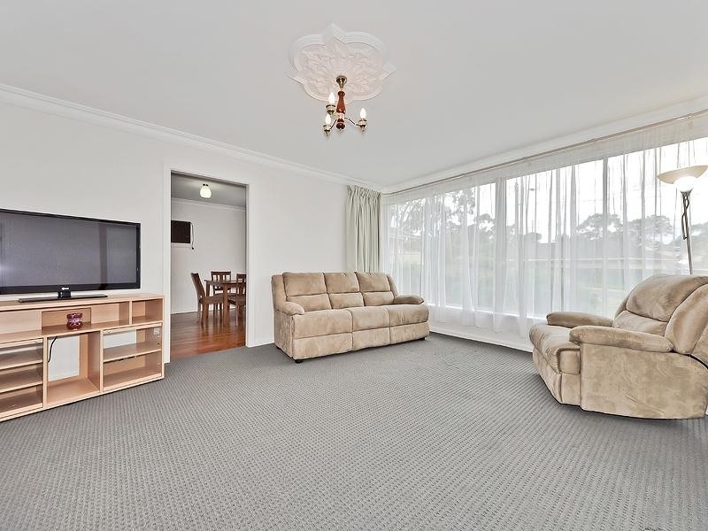 24 Sherwood Drive, Redwood Park SA 5097