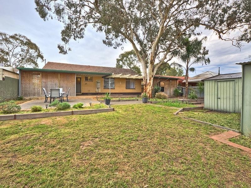 24 Sherwood Drive, Redwood Park SA 5097