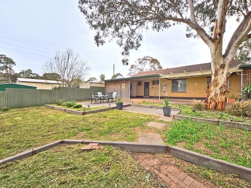 24 Sherwood Drive, Redwood Park SA 5097
