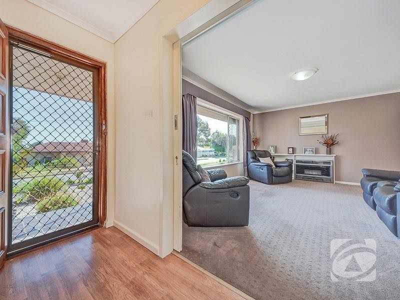 6 Lynton Street, Salisbury East SA 5109